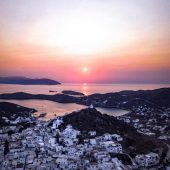 ΙΟ